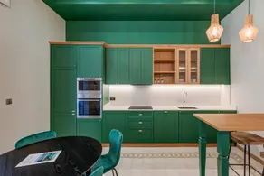 Spacious Apartment with Patio and Workspace - Image 4