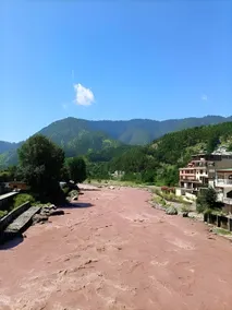 Riveria The Edge Hotel Balakot - Image 3