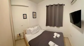 Kostakis House - Image 4