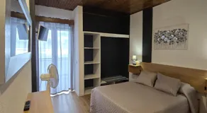 AL Moniz - Image 2