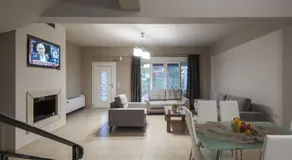 4 Seasons Villas - Image 2