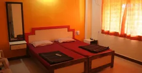 Shiv Malhar Hotel - Image 4