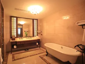 Dockside Boutique Hotel - Image 3