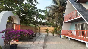 Kieh Beachfront Villa - Image 4