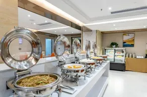 Guangzhou Baiyun Airport Renhe Cornet International Chain Hotel - Image 3
