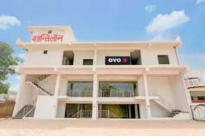 Hotel O Sky Inn - Image 2