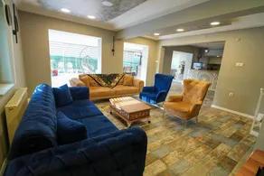 Yesil Panjurlu Villa Otel - Image 3