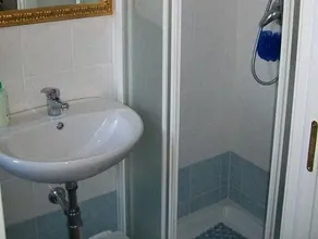 Villa Linda Bed And Breakfast - Image 2