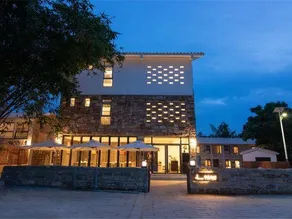 Weizhou Island Banyuexin Yumei Villa Resort Hotel (Shell Beach Blue Bridge) - Image 5