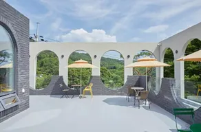 Yangpyeong Grand Arch Pool Villa (emotional accommodation) - Image 2