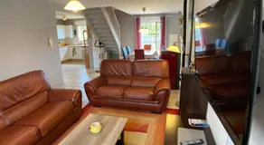 A pretty house with garden to rest in - Image 2