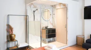 Hotel La Casa - Image 2
