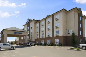 Days Inn by Wyndham Edmonton South - Image 1