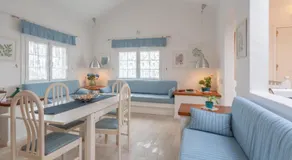 Villa Angela, piscina privada climatizada y vistas al mar cerca de Puerto del Carmen 1200 metros a tu disposición - Image 2