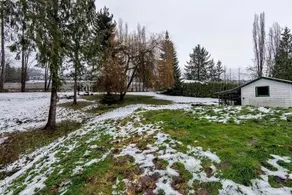 Cabin Style Retreat on 1 Acre - Image 1