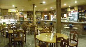 Hostal Las Fuentes - Image 5