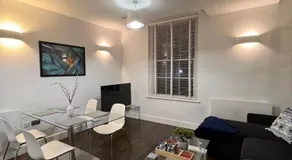 Appartement adapté aux familles | Vue ville | Avec animaux bienvenus - Image 4