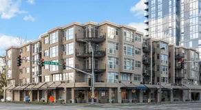 Kasa Bellevue Seattle - Image 2