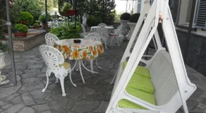 Da Betty - Image 3