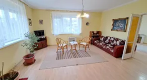 Rétifarkas Apartment with a green belt, fantastic city views and free parking - Image 3