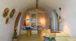 Sublime Villa & Caves - Image 5