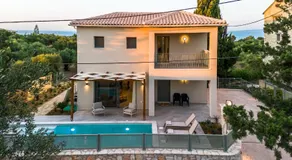 Theoni House - Image 3