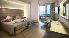 Pier Beach Hotel Apartments - Image 2