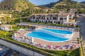 Sentido Michelizia Tropea Resort - Image 4