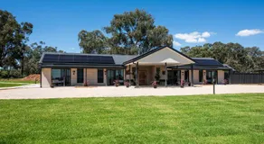 Grevillea Suite - A Serene Haven for Couples - Image 3
