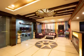 Hotel O DG College Chelambra - Image 1