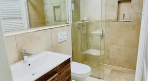 Elegante Ferienwohnung mit Kaminofen im Thüringer Wald - Image 2