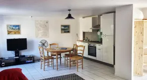 Studio en plein coeur de Chanac - Image 3