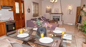 Kineri House - Image 3