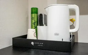 Cream Hotel - Image 3