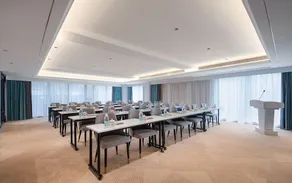XANA Deluxe Hotel in Hefei Pearl Square - Image 4