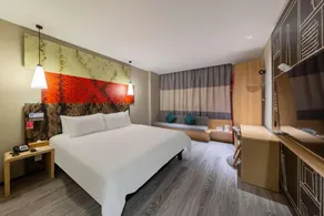 TAI YI · Z HOTEL - Image 2