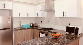Lux Suites Silverstone Family Apartments - Image 5