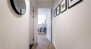 Comfy One BR | Free Parking - Image 4