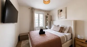 Appartement 2 pièces au pied de la gare 5 min de Disneyland Paris - Image 2