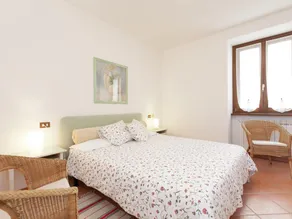 Simplistic Apartment in Consiglio di Rumo with Fenced Garden - Image 2