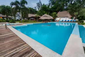 TwinBay Resort - Image 3