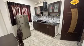 Rayzen Stays & Backpackers Hostel - Image 5