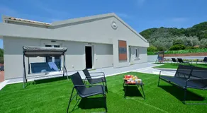 Bratou Apartments - Image 5