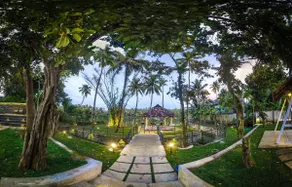 Moonlight - Riverfront Premium Villa with Pool - Image 2