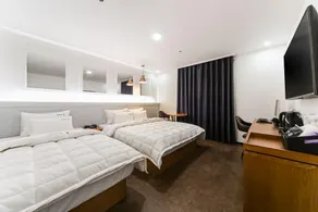 Gimhae Jangyu Hotel Ryu - Image 5
