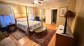 Huntington House - Image 2