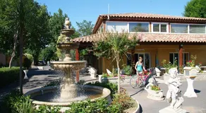 Camping Resort Les Champs Blancs - Image 5