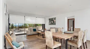 Villa Rosa by Escape Home - Image 3