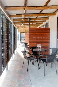 Prom Coast Apartments - Image 5