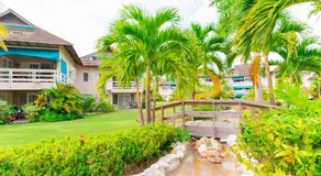 Seaport Paradise - Image 3